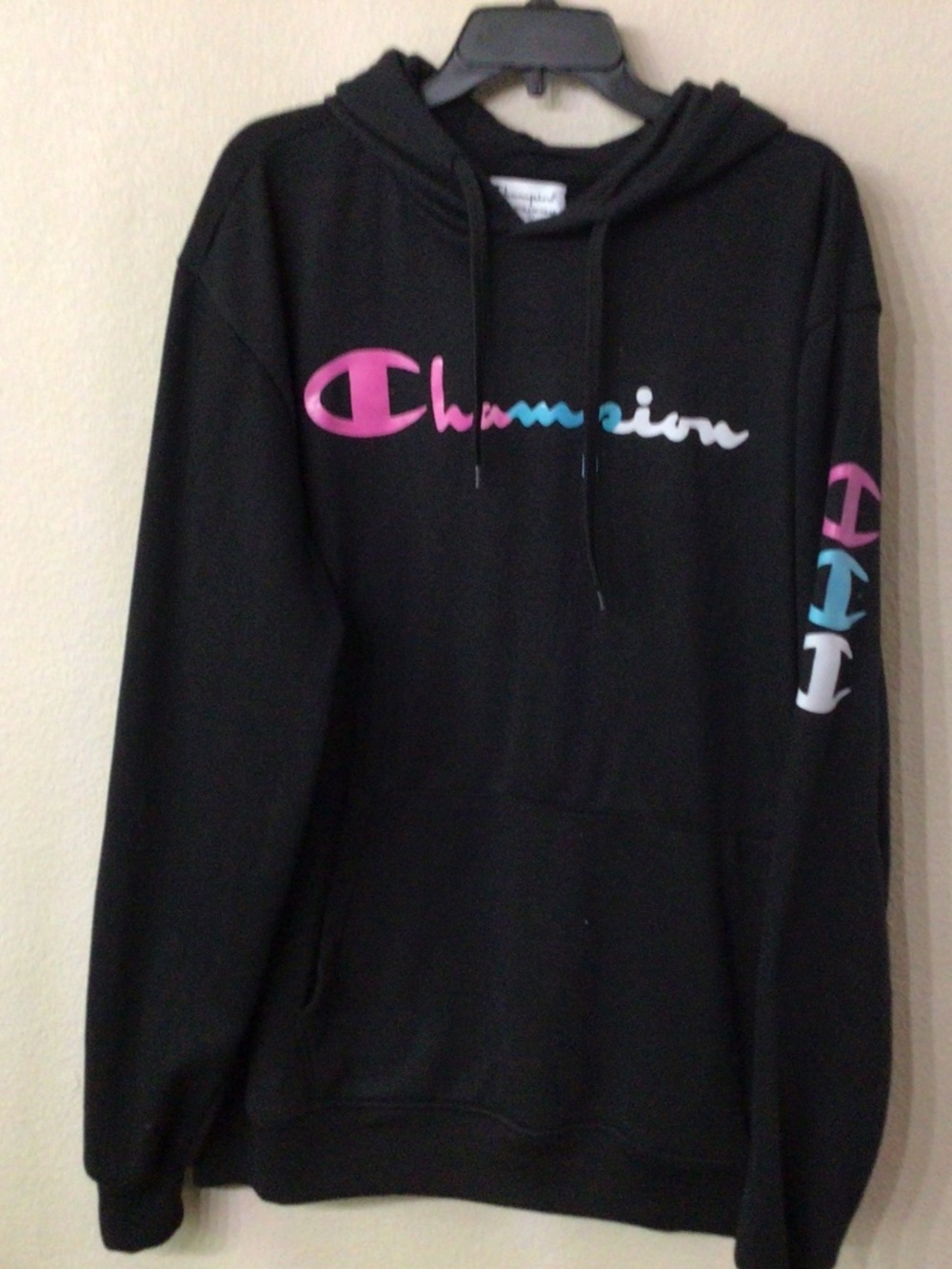 Champion authentic activewear black hooded sweatshirt. Size XL  Great shape